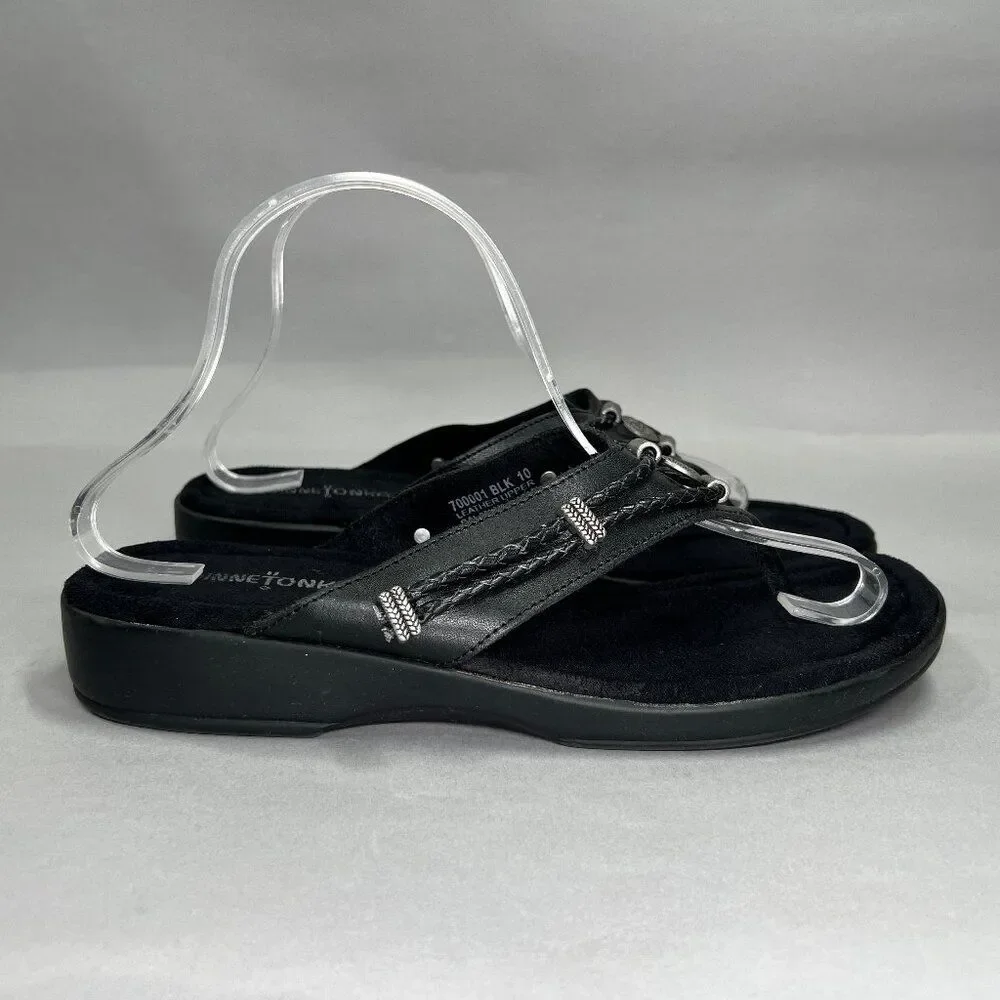 Minnetonka Black Women's Leather Flip‎ Flops Size 10